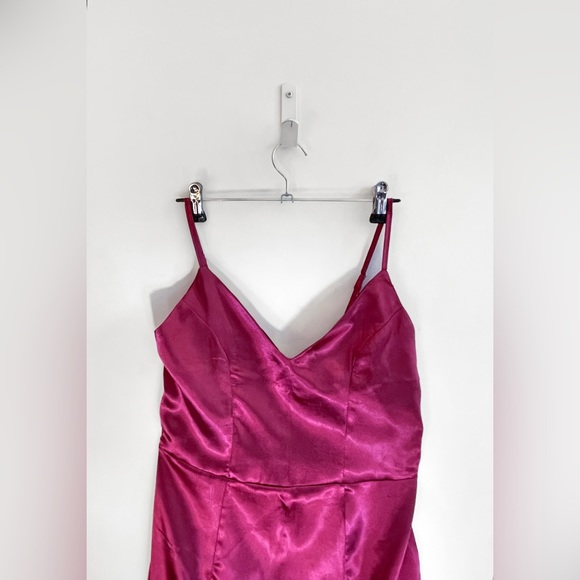 Silky bodycon dress burgundy [ S ] ruby satin - Picture 6 of 7